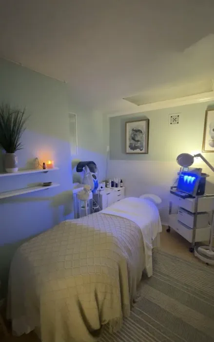 Nourish Esthetics by Marissa Picture 1