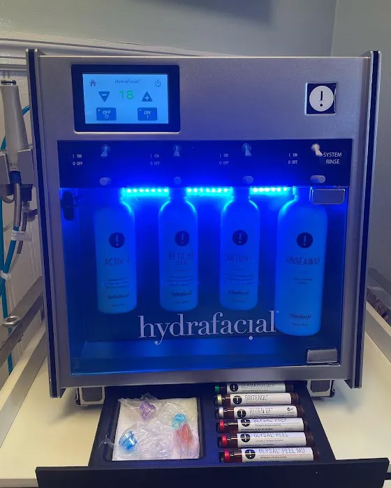 Nourish Esthetics by Marissa Picture 3