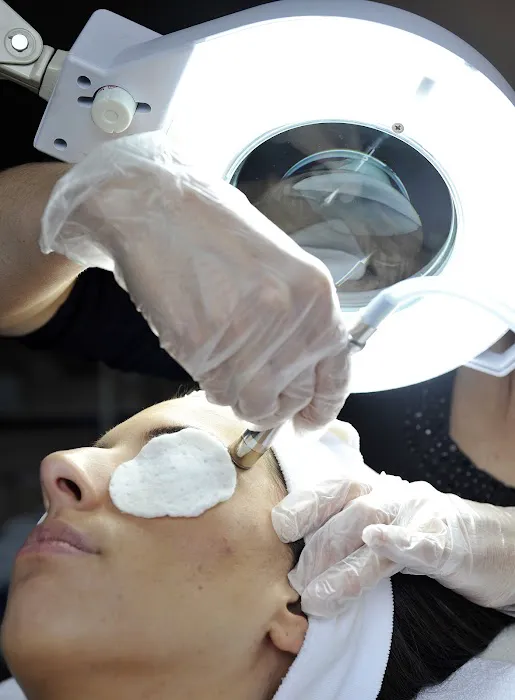 Los Angeles-Skincare Picture 8