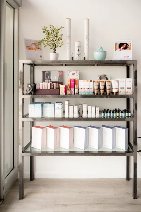 Jordan & Petersen Skincare LA Picture 4