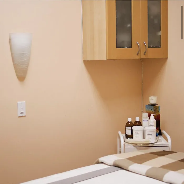 Lemaje Skin Care Picture 4