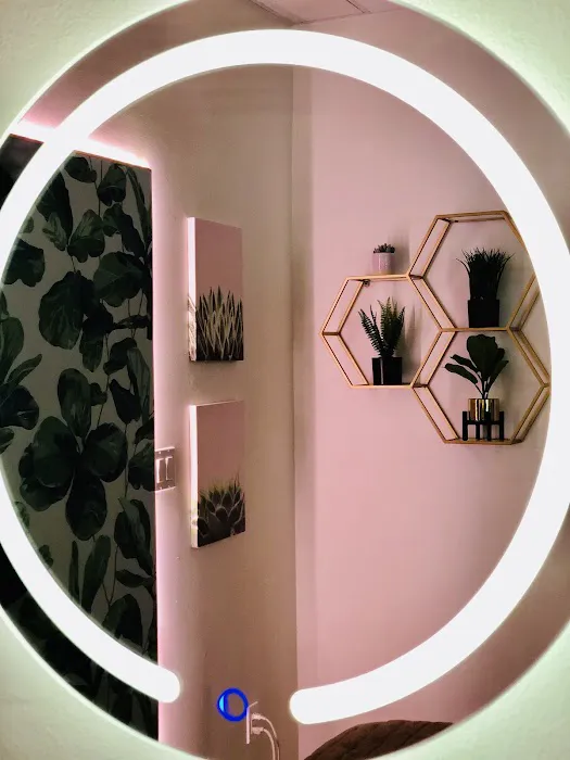 Skin by Jess Levin Picture 10