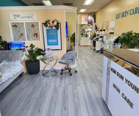 LA Skincare KSY (LA uc2a4ud0a8ucf00uc5b4)