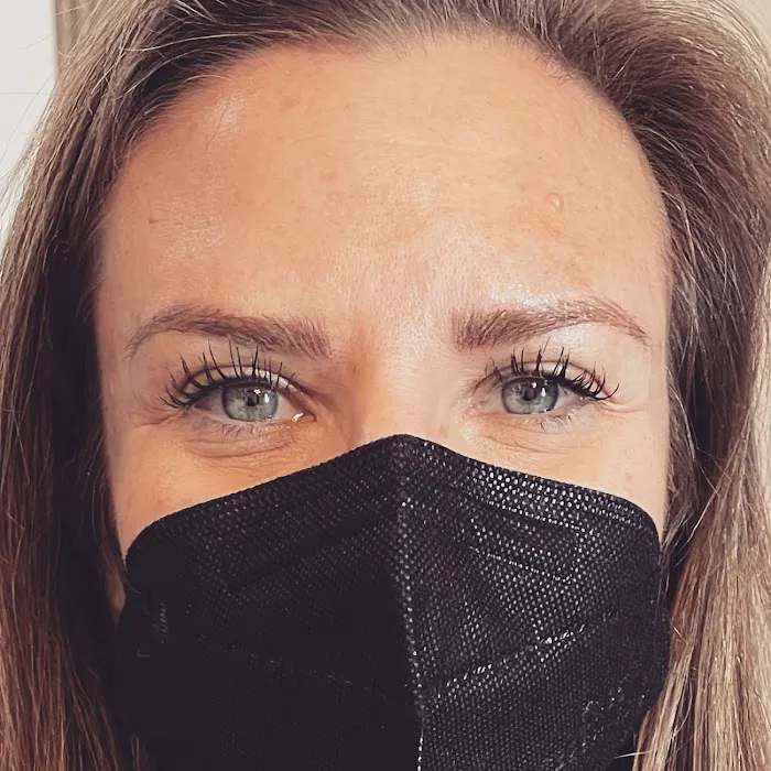 Bamboos Brows and Skin Picture 6