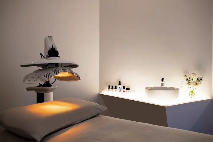 RATIONALE Melrose Place Picture 1