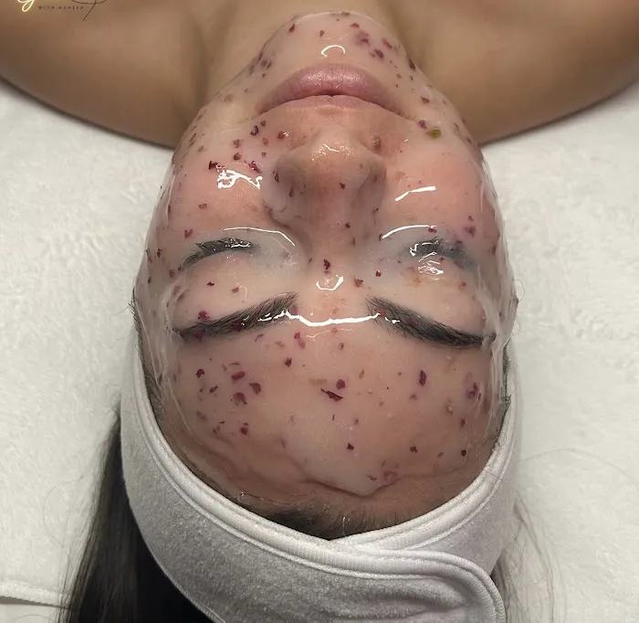 Golden Hour With Haneen Picture 6