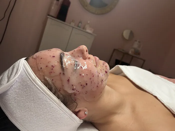 Golden Hour With Haneen Picture 4