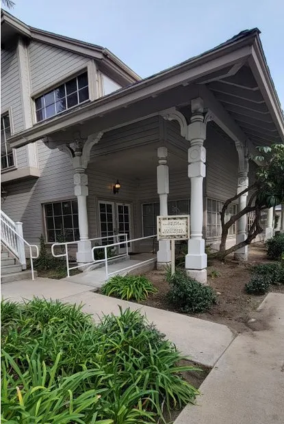 Skin Therapies Inc. Picture 2