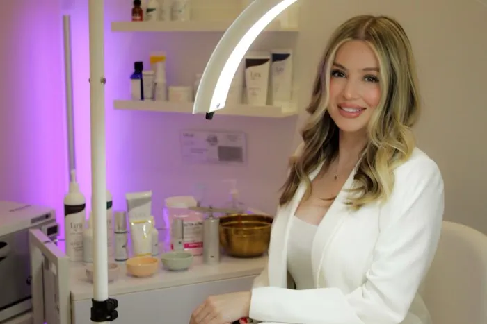 Just Skin by Juliette Picture 2