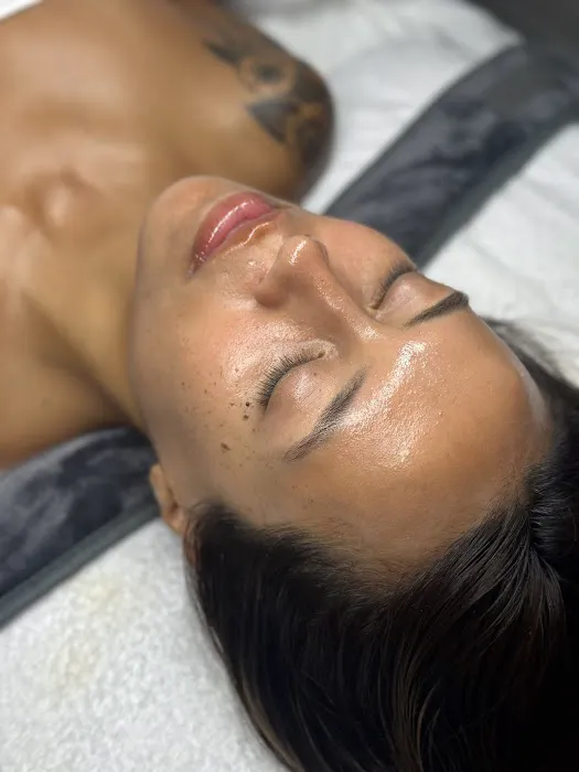 Just Skin by Juliette Picture 3