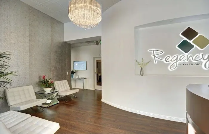 SkinGlow Salon Picture 3