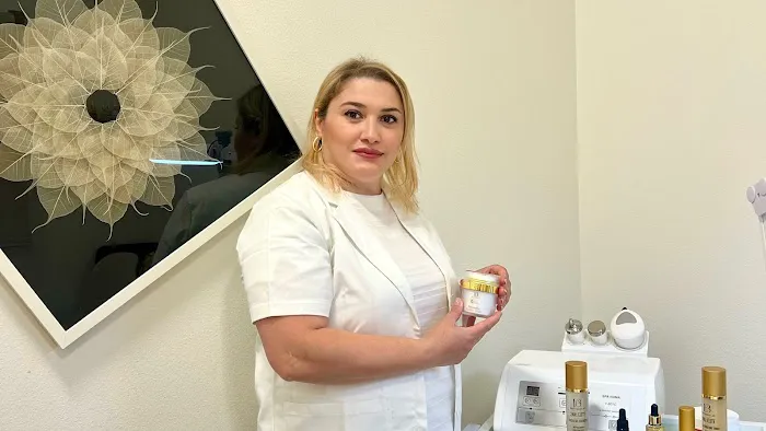 AV Skincare Picture 1