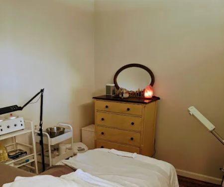 Ashley Miles Facial bar