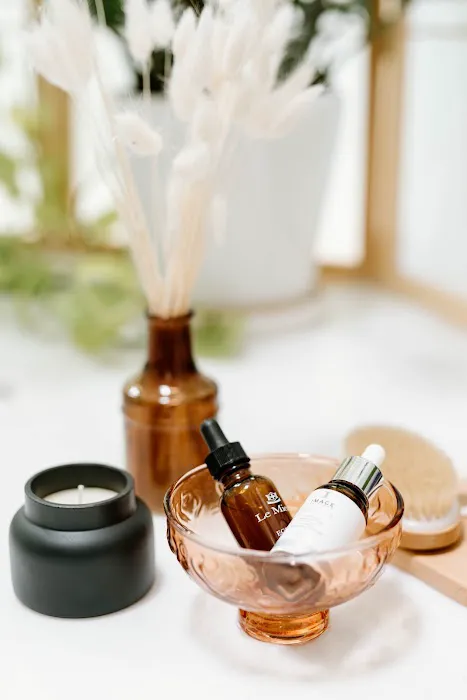 SKIN AURA FACIALS Picture 6