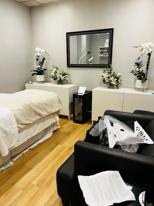 Brigitte Tolson Skincare & Esthetics Picture 10