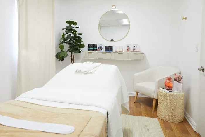 Papaya Skin Loft Picture 2