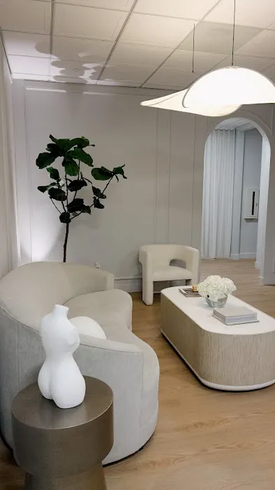 Skin by Sylvie Picture 5