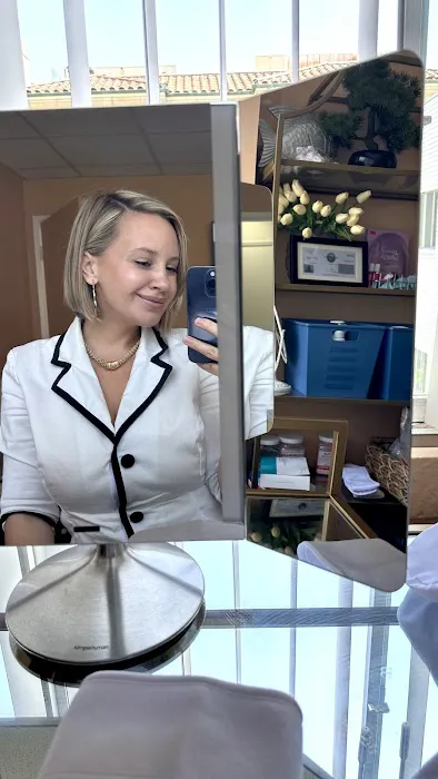 Glowing & Rich Picture 2