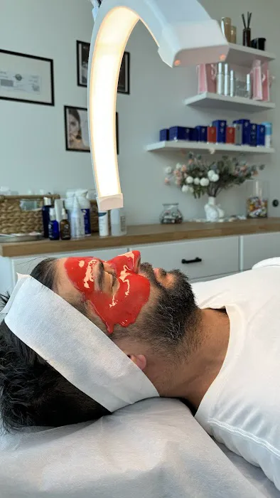 Glowing & Rich Picture 9