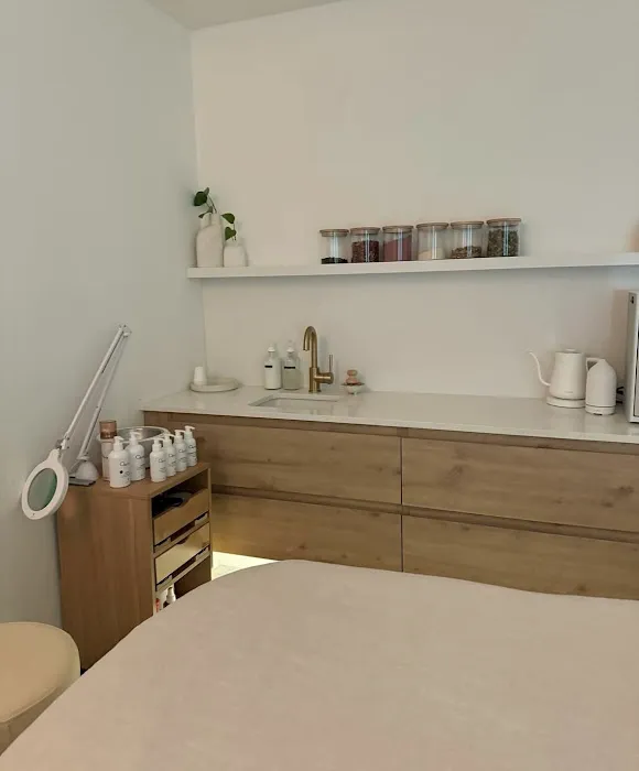 SeaCliff Spa Hydrafacials Picture 8