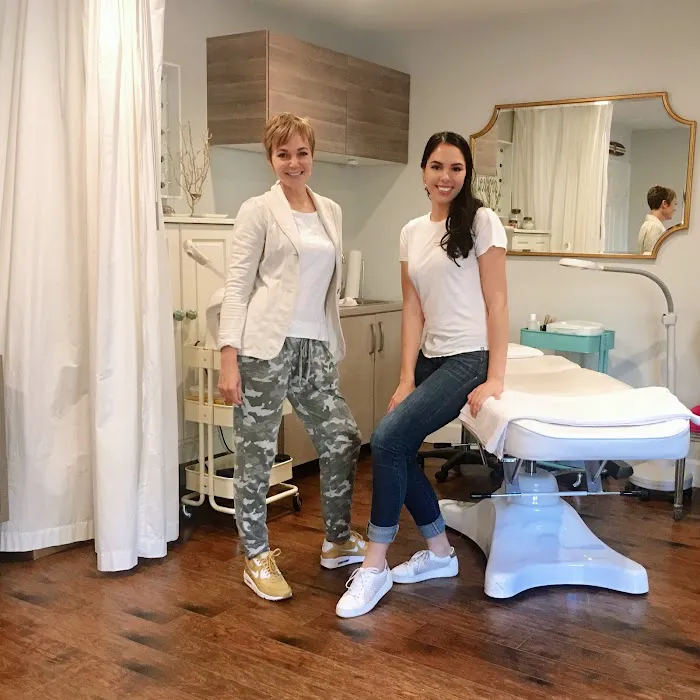 Beach Beauty Bar and Acne Clinic Picture 7