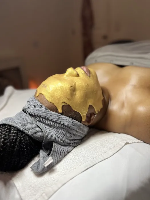 Megan Miller Skin Picture 2