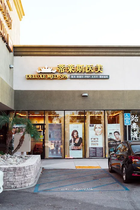 Deluxe Med Spa Picture 8