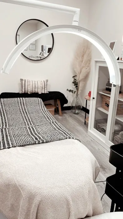 Demi Esthetics Picture 4