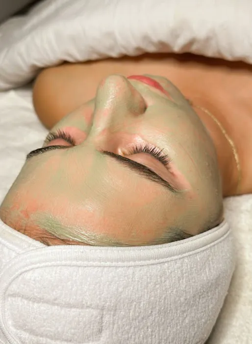 Ritual Skincare Therapy Picture 5