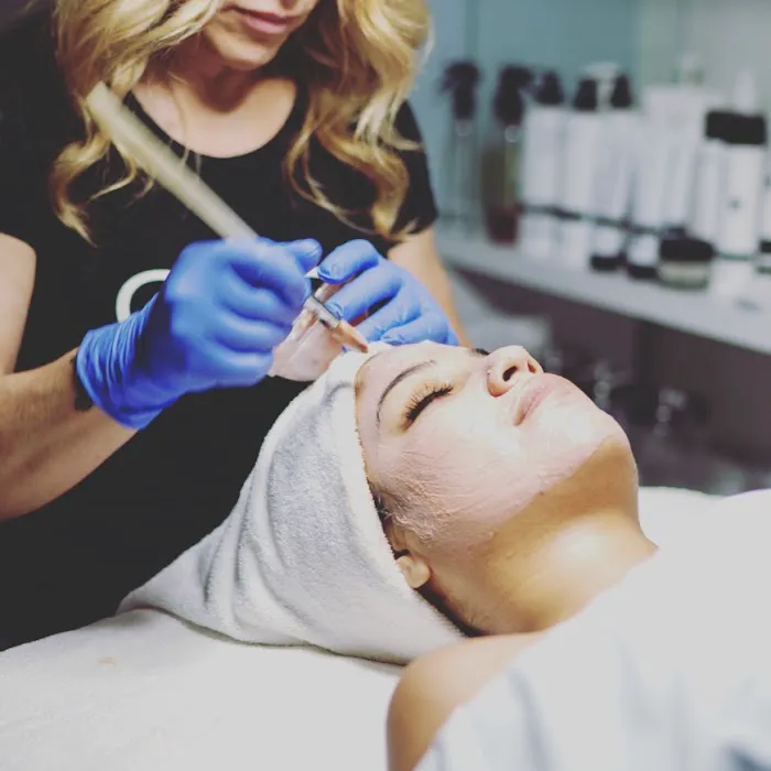 Ritual Skincare Therapy Picture 4