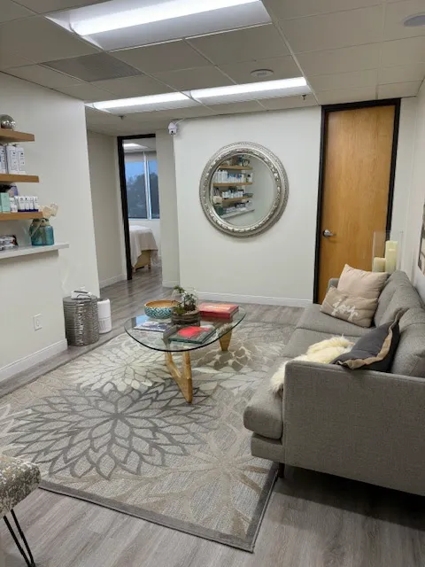 Nerida Joy Picture 2