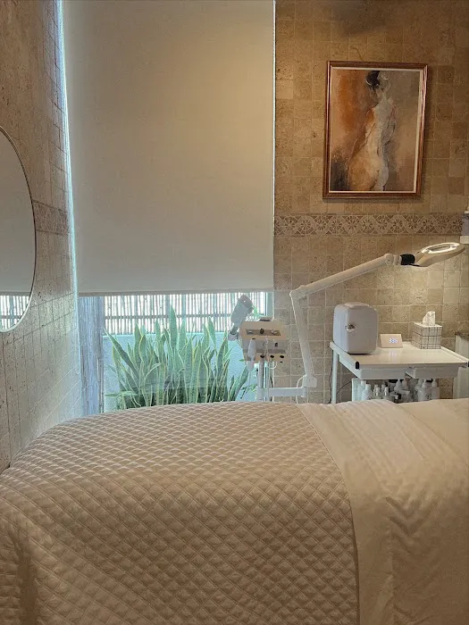 Jocelyn Rose Skin Picture 3