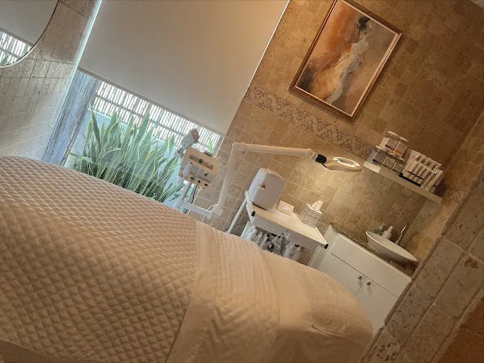 Jocelyn Rose Skin Picture 4