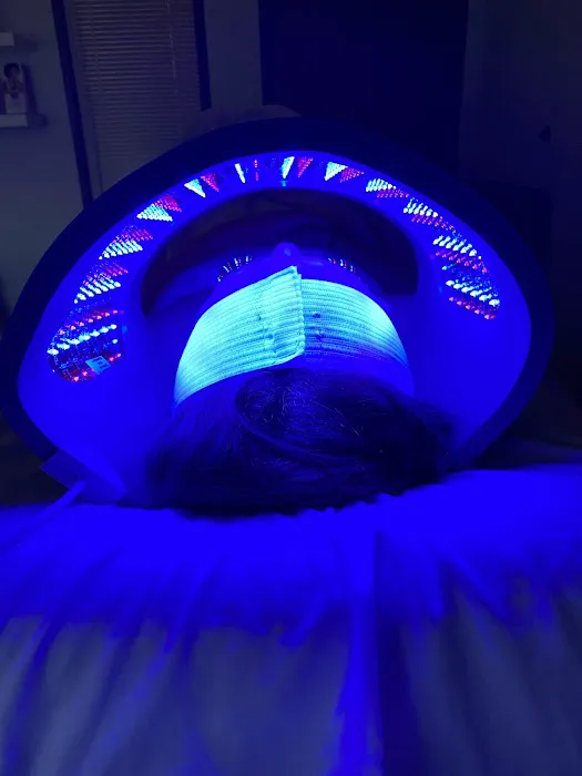 SKIN DEEP ESTHETICS Picture 7