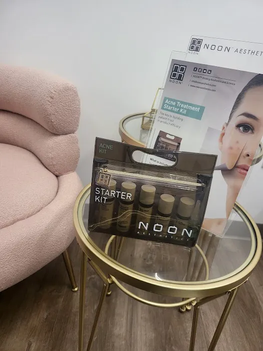 La Luna Aesthetics Picture 6