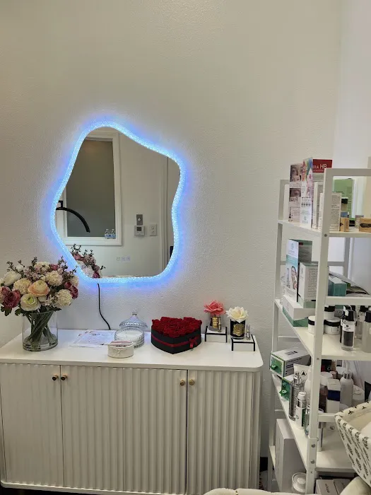 ZK Esthetician Picture 7