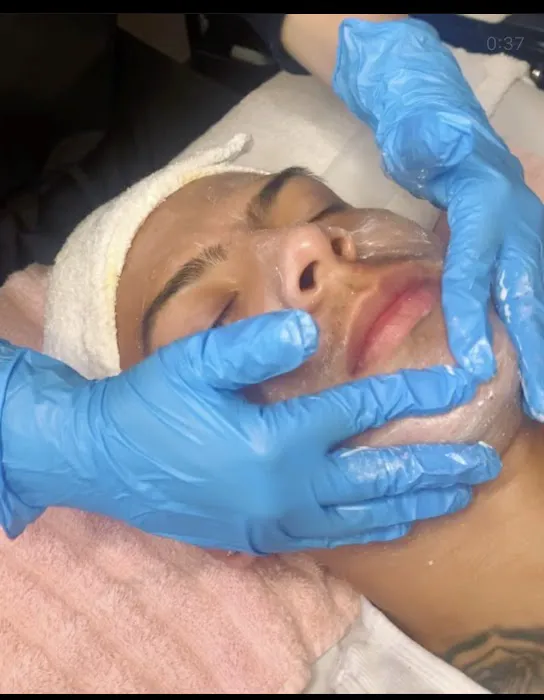 Skin Therapy Picture 9