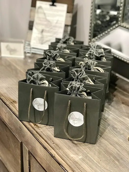 Posh Aesthetics Picture 2