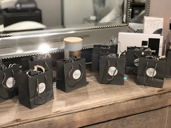 Posh Aesthetics Picture 5