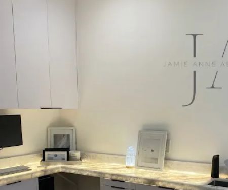 Jamie Anne Aesthetics