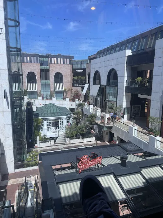 Scar Healing Institute - Best Acne Scar Treatment Center Picture 2