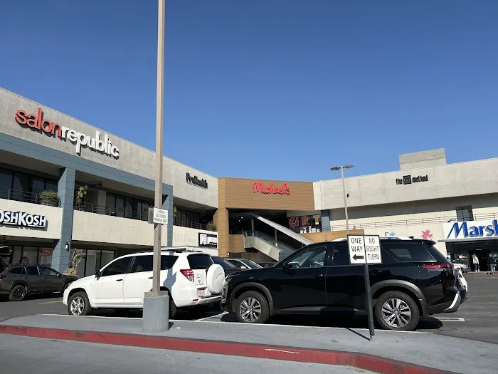 Grand Cosmetic Clinic Picture 1