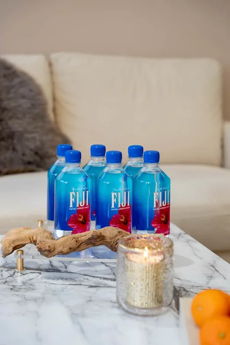 Via Skincare Picture 10