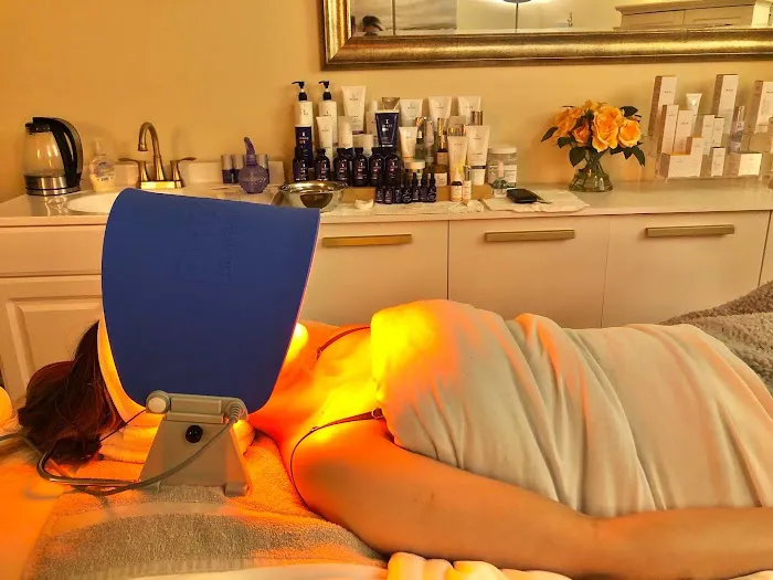 Skin Therapy by Kelly Picture 4