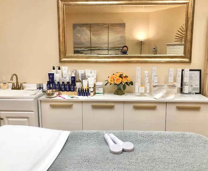 Skin Therapy by Kelly Picture 9