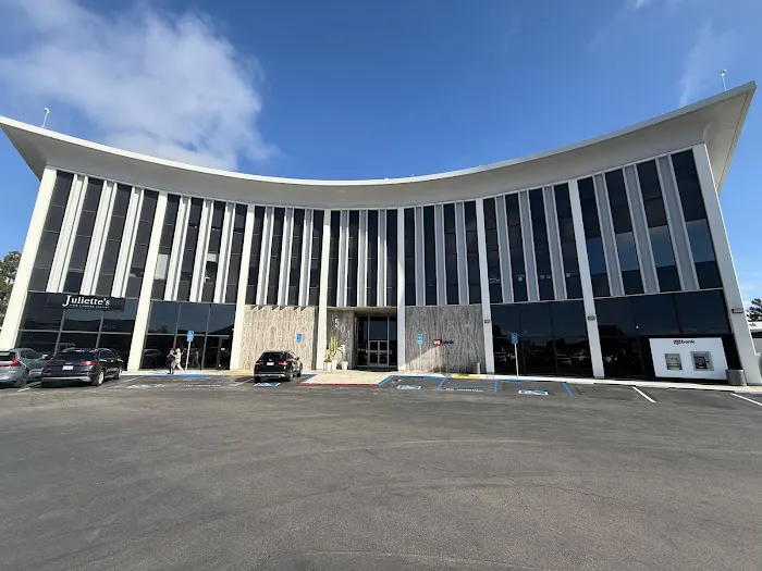 BioRevive Med & Wellness Spa - Newport Beach Picture 4