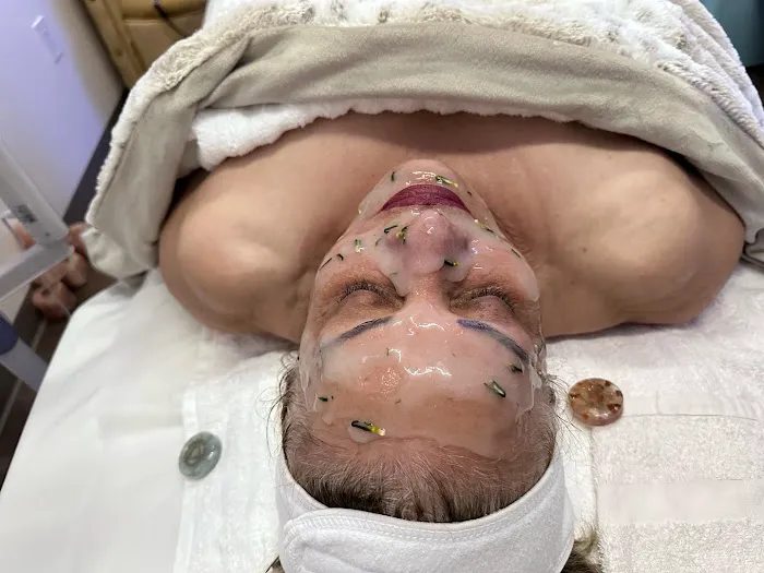 Lotus Skinlab Picture 7