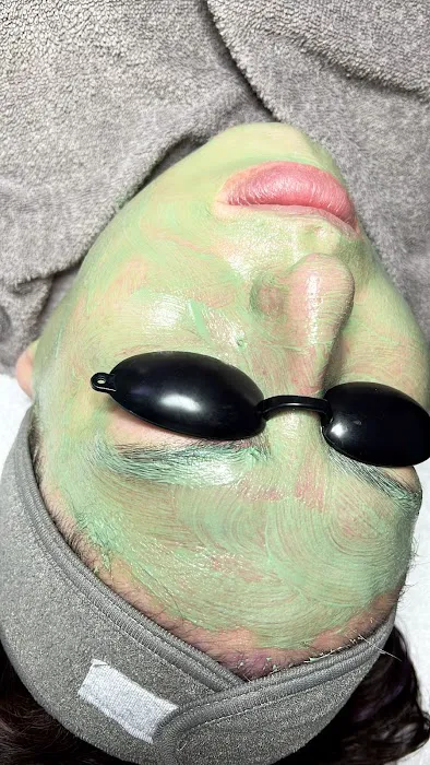 Helen Joyce Beauty Picture 3