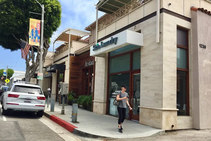 Skin Laundry - Santa Monica Picture 9