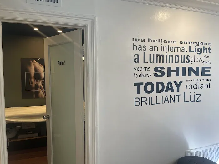 Luz Lounge Picture 7